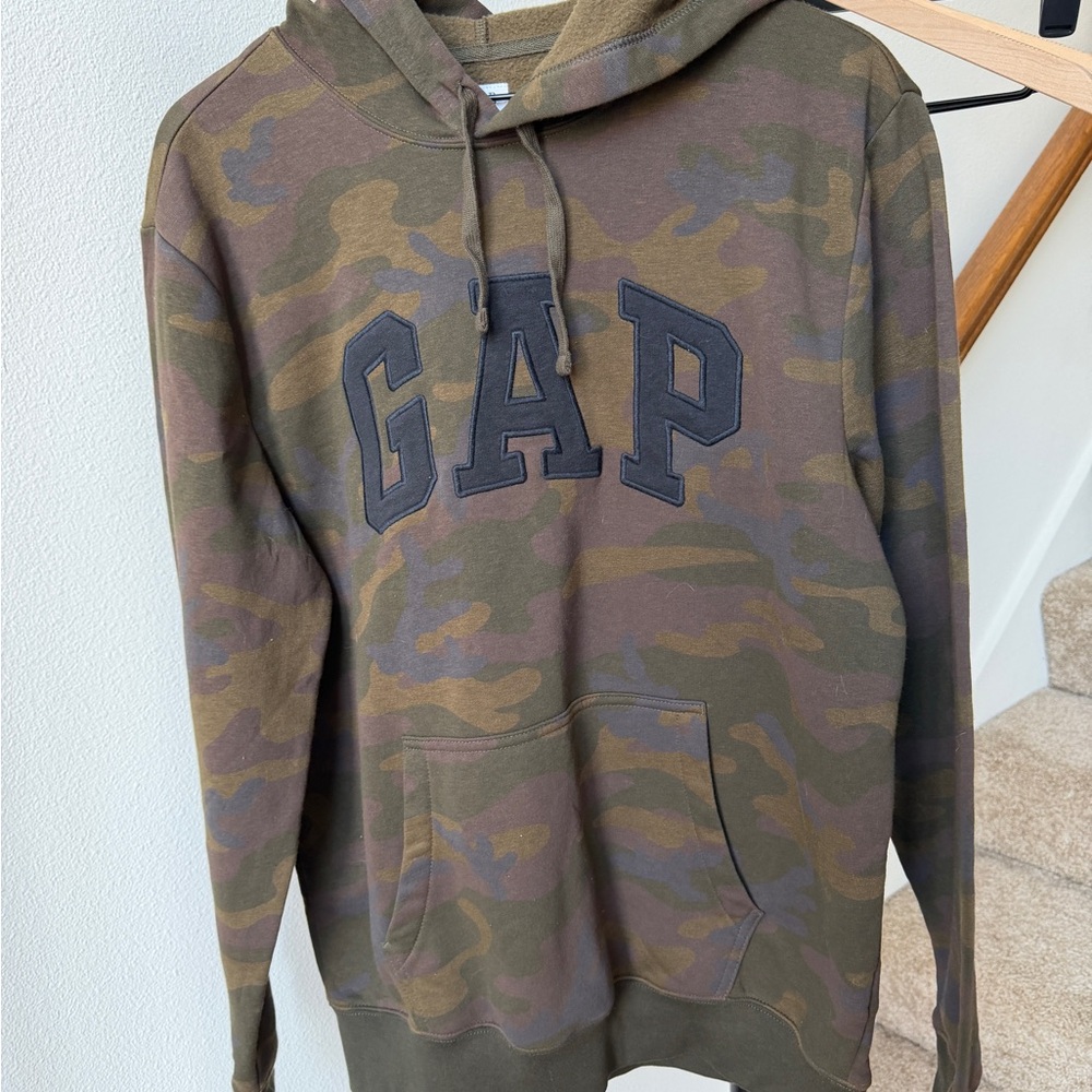 GAP Men's Camo Hoodie - Olive and Brown